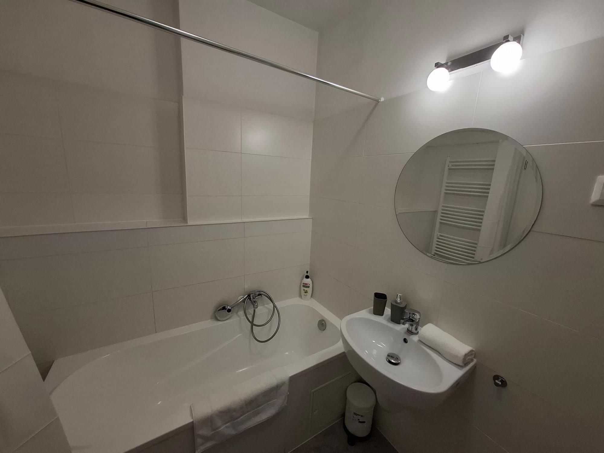 Hi Downtown Apartment A12 — Fotók 1
